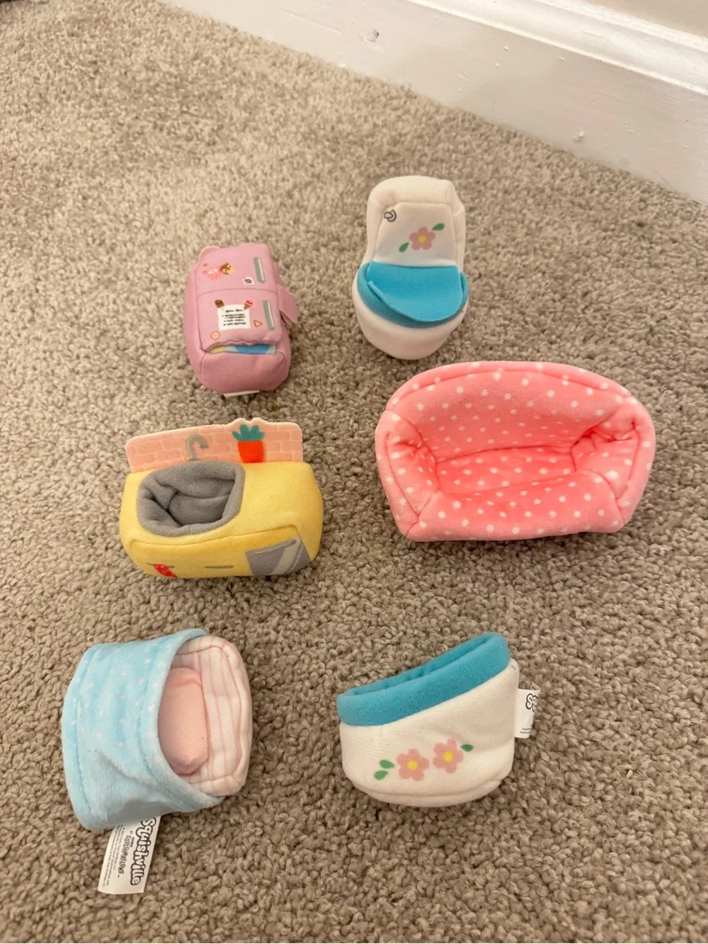 Squishmallows bucket hat youth/ mini stuffies